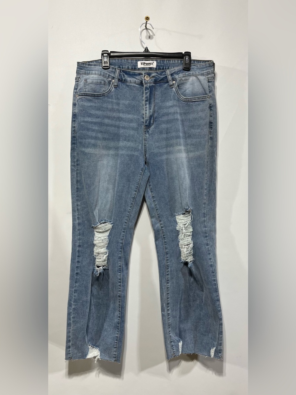 VIPHONEY Stretch Light Wash Distressed Jeans Size 2XL Inseam 28”